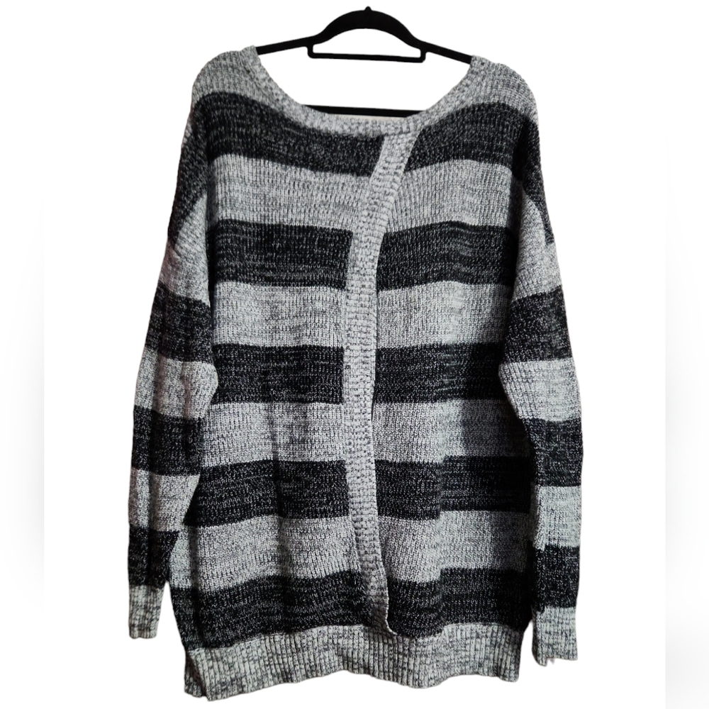 Torrid Plus Marbled Long Sleeve Split Back Sweate… - image 2